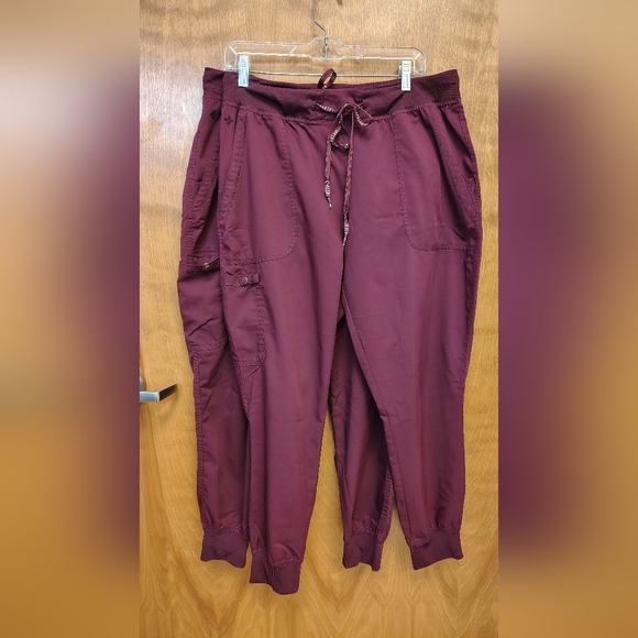 Med Couture Touch Wine Cargo Jogger Scrub Pants (Lot Of Two) - Picture 1 of 16